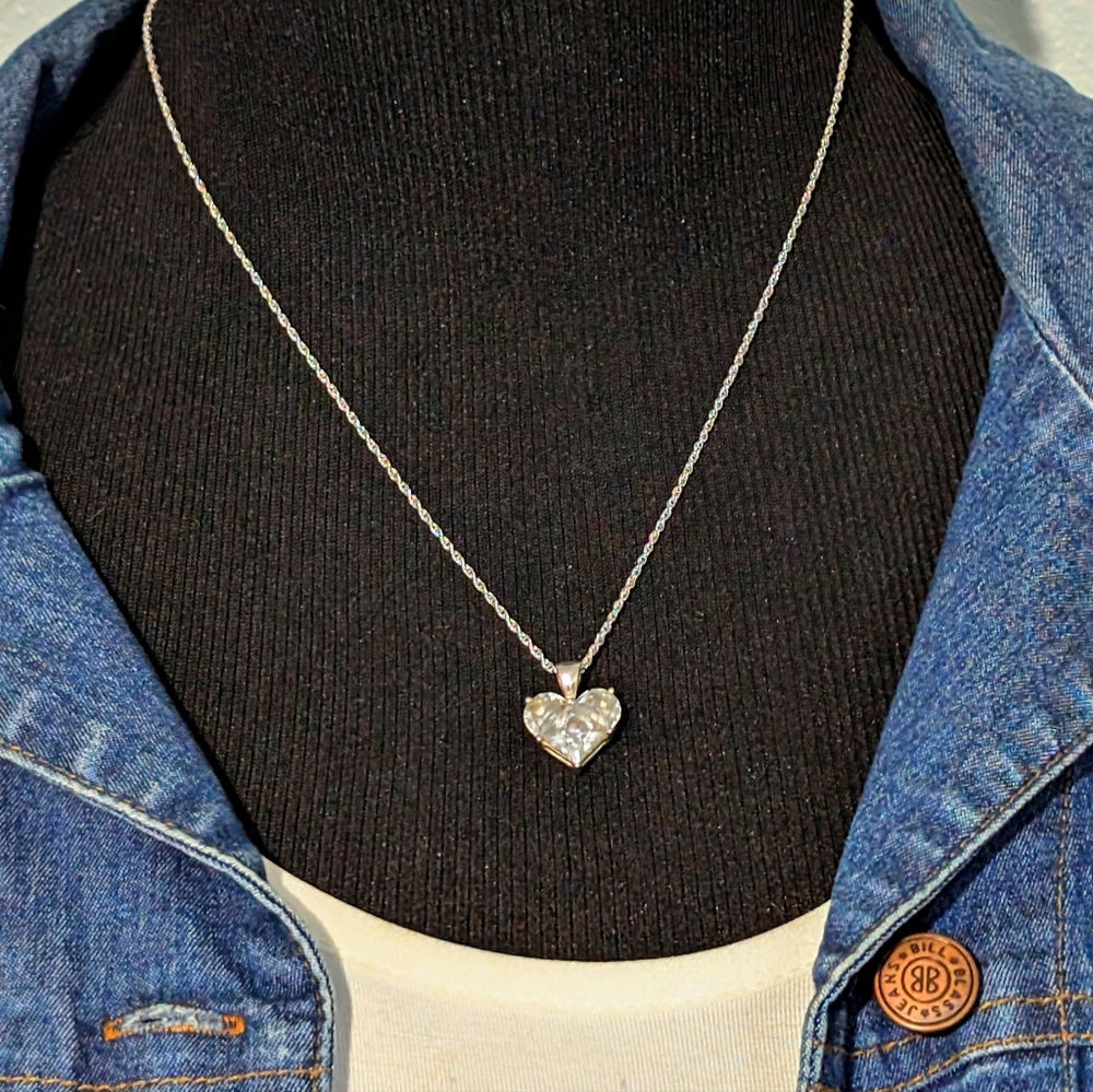925 Sterling Silver Crystal CZ Heart Pendant Necklace